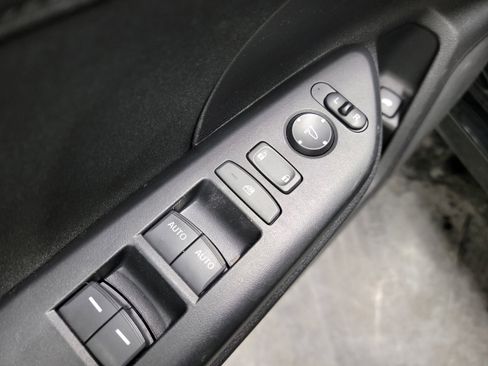 Used 2019 Honda Civic EX image 14