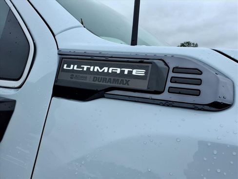 New 2026 GMC Sierra 2500 Denali Ultimate image 10