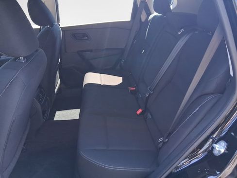 Used 2023 Nissan Rogue S FWD image 24