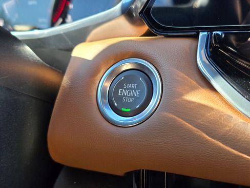 New 2025 GMC Canyon AT4 w/ Nightfall Edition image 25