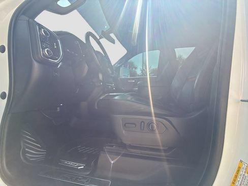 Used 2023 GMC Sierra 2500 AT4 w/ Driver Alert Package I AWD/4WD image 22