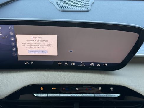 Used 2026 Buick Enclave Preferred w/ Power Package FWD image 31
