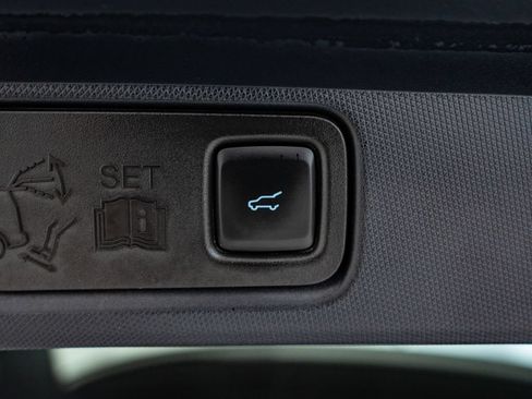 Used 2022 Ford Mustang Mach-E Premium AWD/4WD image 20