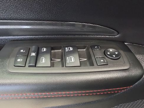 Used 2025 Dodge Durango GT AWD/4WD image 16