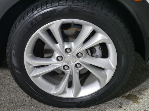 Used 2020 Buick Encore GX Preferred w/ Cold Weather Comfort Package FWD image 15