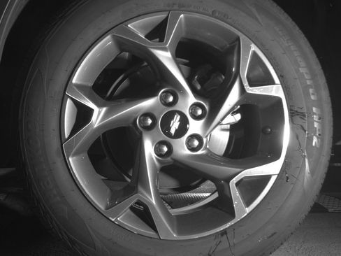 Used 2025 Chevrolet Trax LT w/ LT Convenience Package FWD image 14