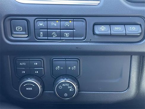 Used 2023 Chevrolet Tahoe High Country w/ Premium Package 2 image 26