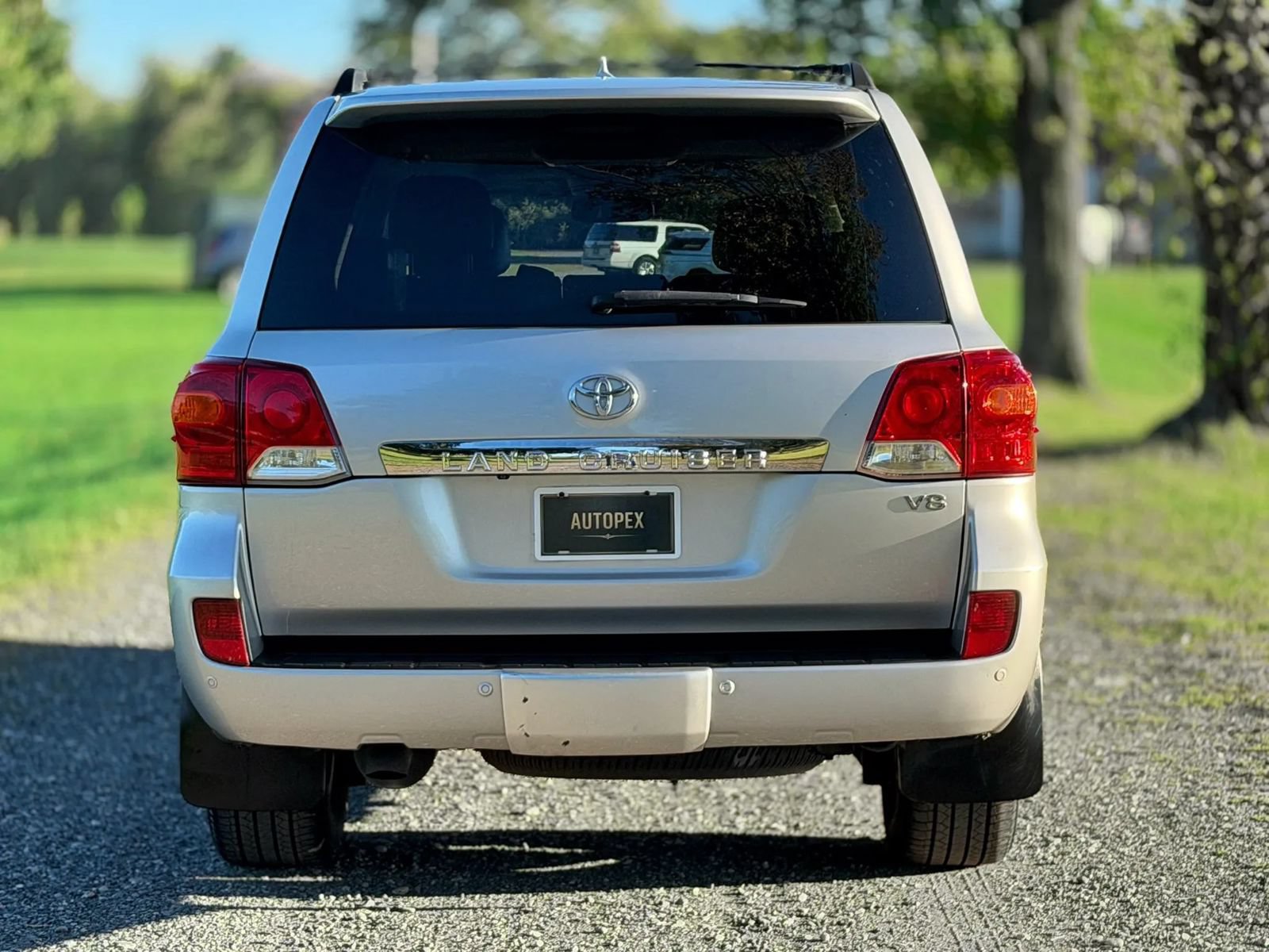 Used 2013 Toyota Land Cruiser AWD/4WD image 17