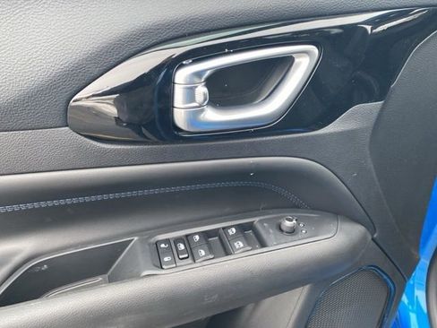 New 2026 Jeep Compass Latitude image 15