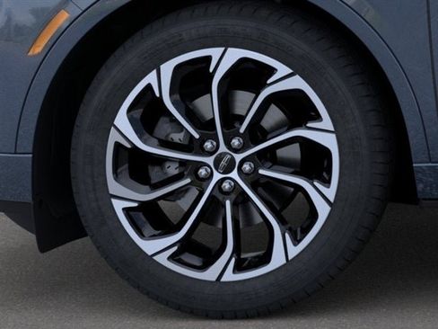 New 2026 Lincoln Nautilus Reserve AWD/4WD image 63