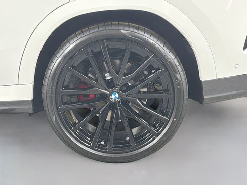 New 2026 BMW X6 xDrive40i w/ Premium Package image 30