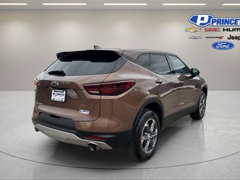 Used 2023 Chevrolet Blazer LT w/ Driver Confidence Package image 8
