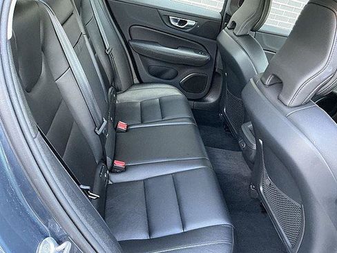 Used 2025 Volvo S60 B5 Core AWD/4WD image 19