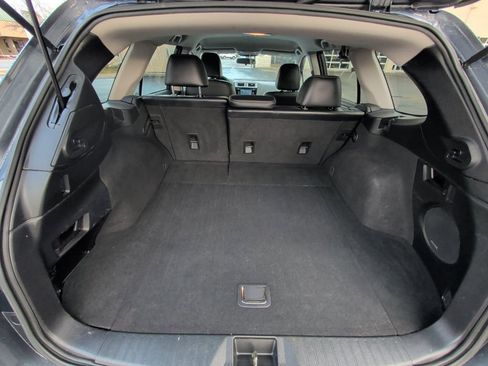 Used 2016 Subaru Outback 2.5i Limited image 16
