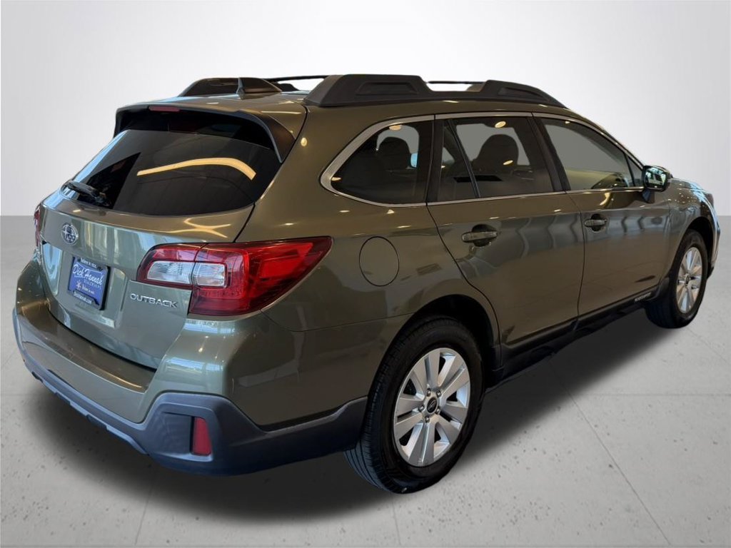 Used 2018 Subaru Outback 2.5i Premium AWD/4WD image 7