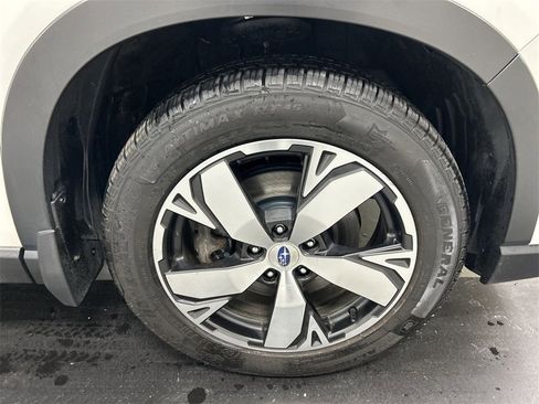 Used 2021 Subaru Forester Touring image 8