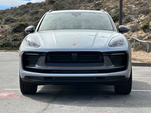 New 2025 Porsche Macan image 11