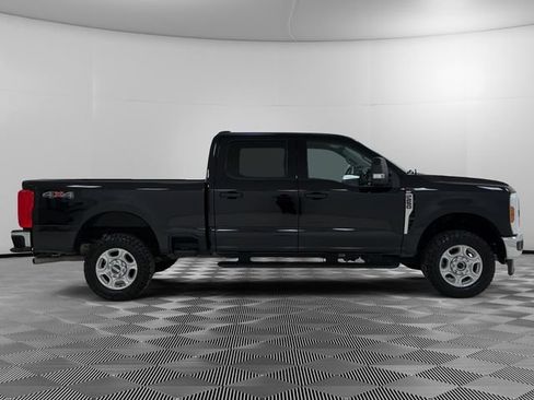 Used 2025 Ford F250 XLT AWD/4WD image 5