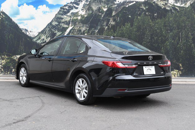 Certified 2025 Toyota Camry LE FWD image 9