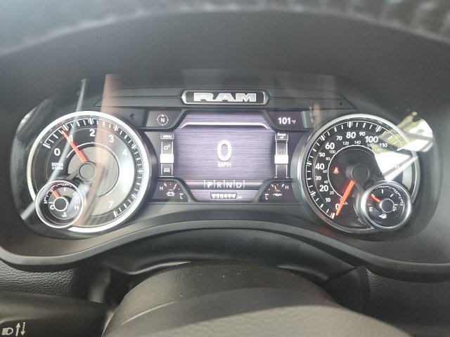 Used 2022 RAM 1500 Big Horn AWD/4WD image 40