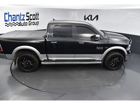 Used 2016 RAM 1500 Laramie w/ Convenience Group AWD/4WD image 14