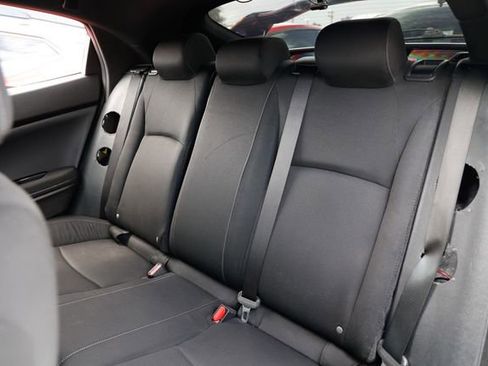 Used 2018 Honda Civic Sport image 11
