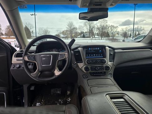 Used 2018 GMC Yukon XL Denali w/ Open Road Package image 13