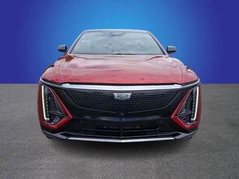 Certified 2024 Cadillac Lyriq Sport RWD image 2