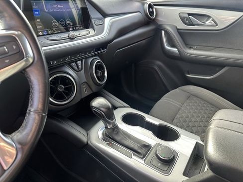 Used 2019 Chevrolet Blazer LT image 12