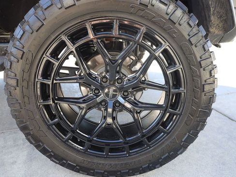 Used 2025 Ford Bronco Raptor AWD/4WD image 22