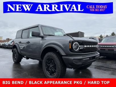 New 2025 Ford Bronco Big Bend w/ Black Appearance Package