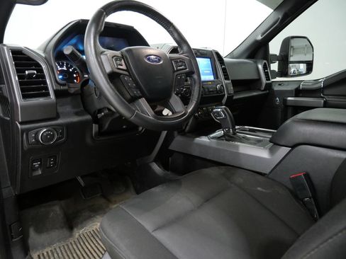 Used 2020 Ford F150 XLT w/ Equipment Group 302A Luxury AWD/4WD image 10