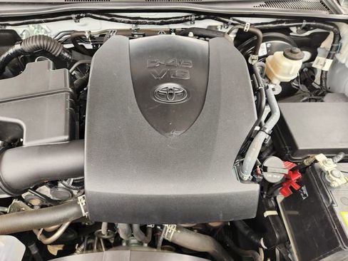 Used 2023 Toyota Tacoma TRD Off-Road image 22