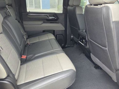 Certified 2025 Chevrolet Silverado 2500 ZR2 w/ Technology Package image 26