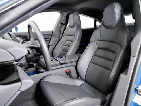 Used 2023 Porsche Taycan image 5
