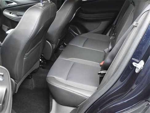 Used 2021 Buick Encore GX Select image 17