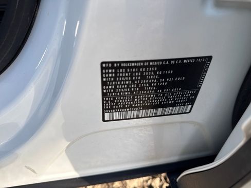 Used 2022 Volkswagen Tiguan SE image 30