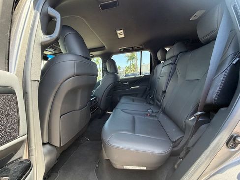 Used 2023 Lexus LX 600 4WD w/ Interior Upgrade Package image 14
