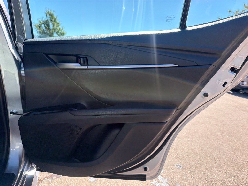 Used 2025 Toyota Camry LE FWD image 14