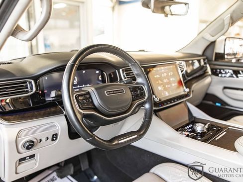 Used 2022 Jeep Grand Wagoneer Series II w/ Premium Group II image 32