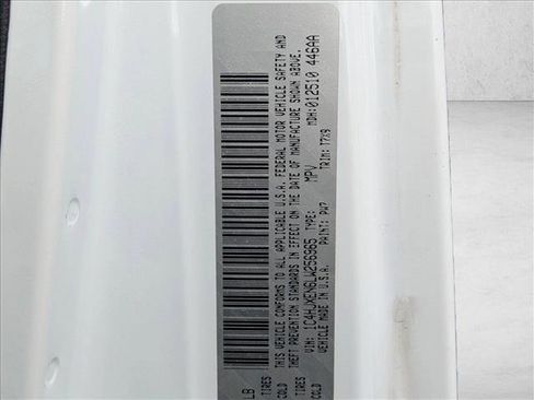 Used 2020 Jeep Wrangler Unlimited Sahara image 20