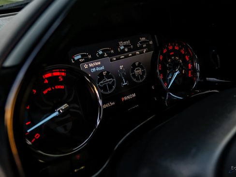 Used 2022 Ford F250 Lariat w/ Black Appearance Package image 32