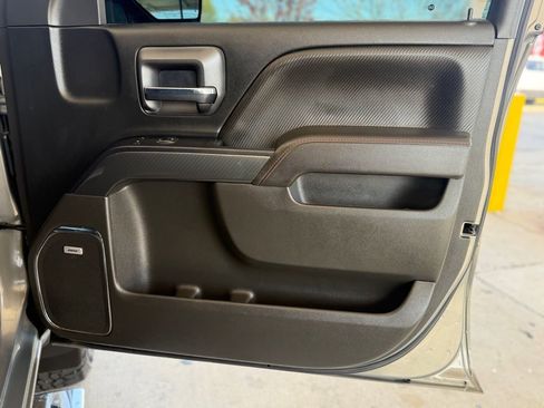 Used 2017 GMC Sierra 1500 SLT image 21