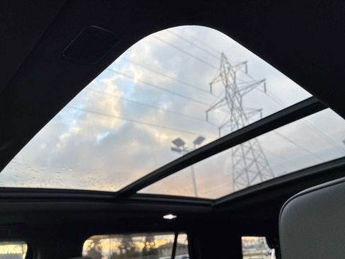 Certified 2021 Chevrolet Tahoe LT image 18