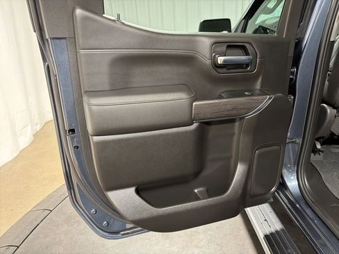 Certified 2022 Chevrolet Silverado 1500 LTZ w/ LTZ Premium Package image 18