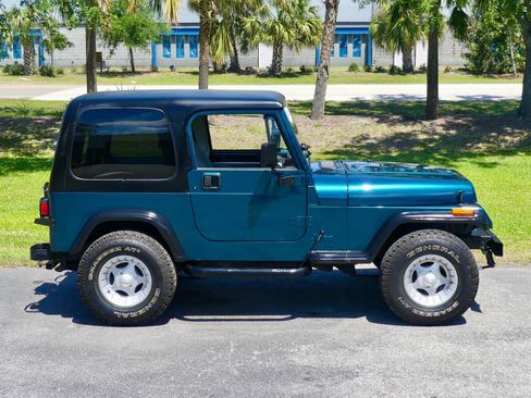 Used 1995 Jeep Wrangler Rio Grande image 23