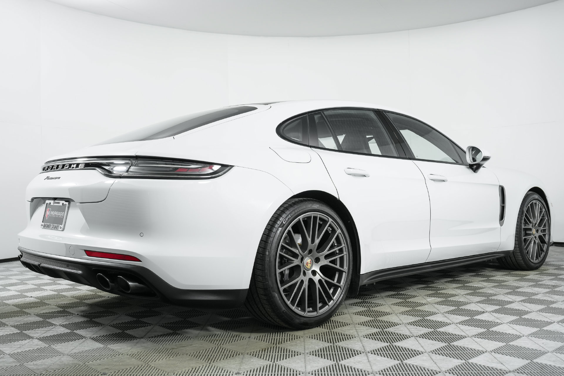 Used 2023 Porsche Panamera Platinum Edition RWD image 18