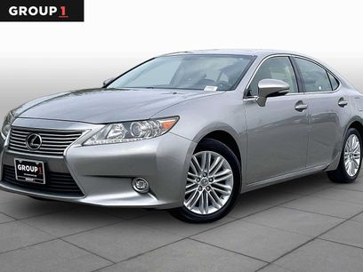Used 2015 Lexus ES 350 w/ Luxury Package