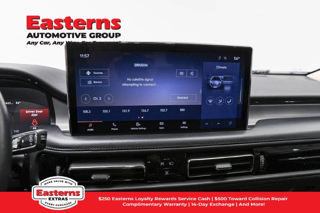 Used 2023 Lincoln Nautilus AWD image 12