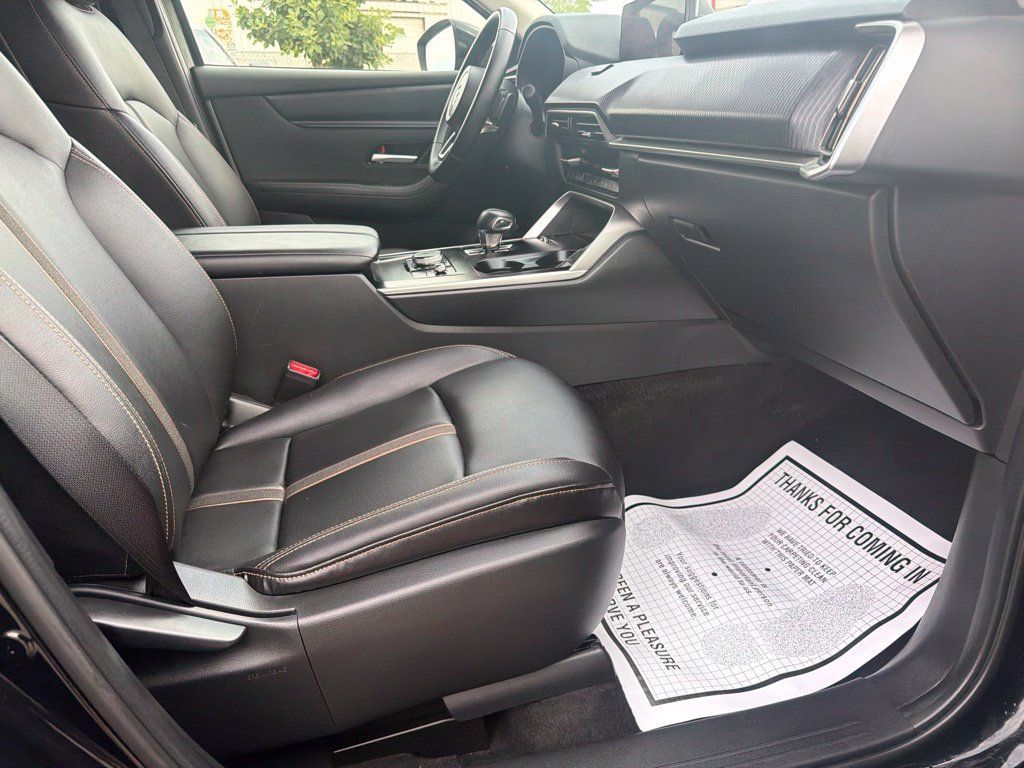 Used 2026 MAZDA CX-90 3.3 Turbo w/ Select Package AWD/4WD image 9